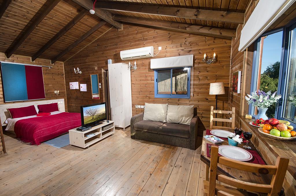 Kadarim Country Cottages Luaran gambar