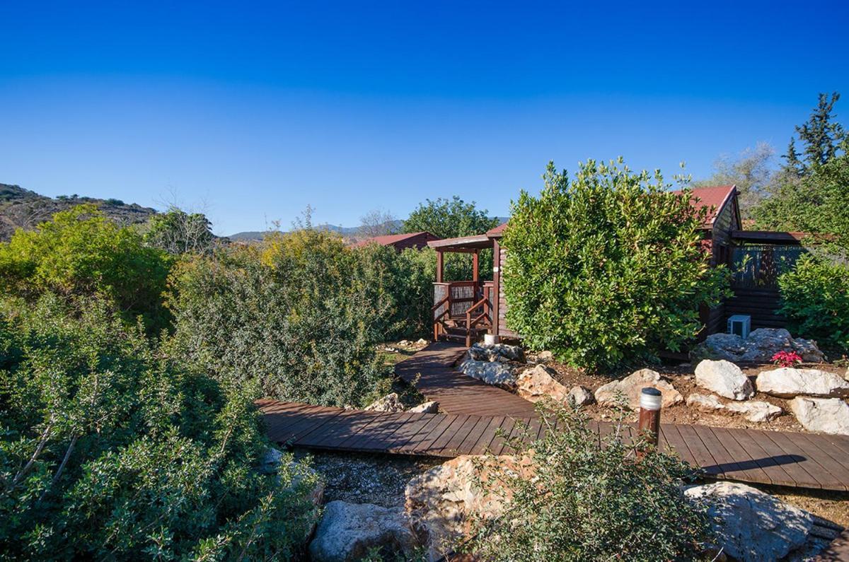 Kadarim Country Cottages Luaran gambar